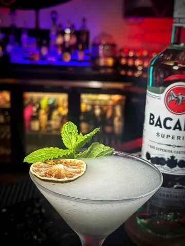Frozen daiquiri with dried lime